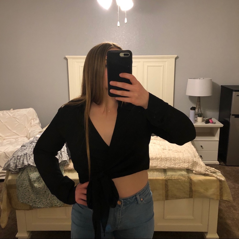 TigerMist cropped wrap top